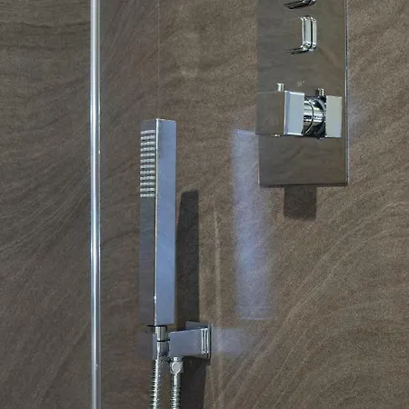 Melrose בית הארחה 4*