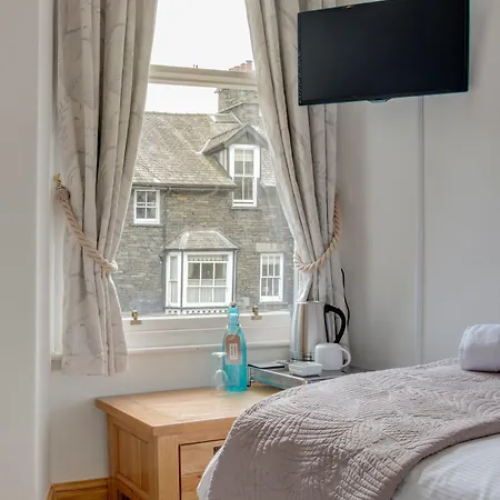 Melrose Эмблсайд