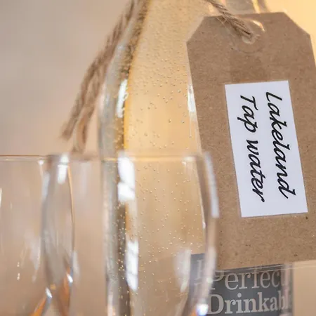 Melrose Эмблсайд