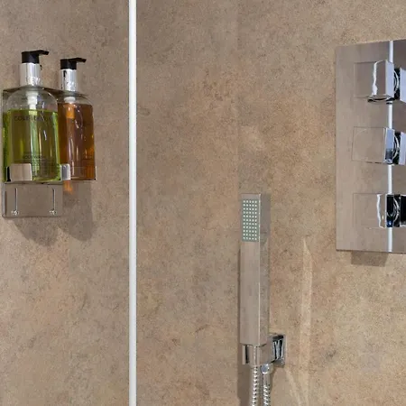 Melrose Эмблсайд